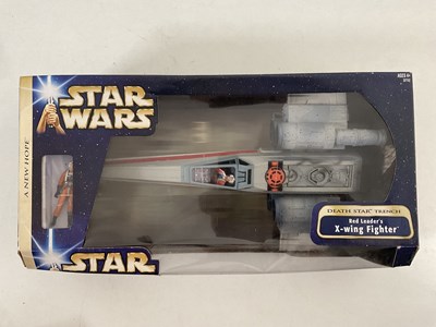 Lot 706 - A group of STAR WARS: A New Hope figures and...