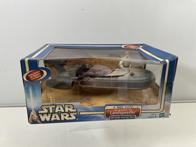 Lot 706 - A group of STAR WARS: A New Hope figures and...