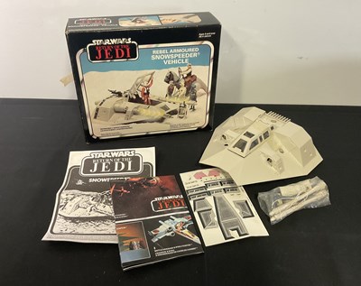 Lot 722 - A STAR WARS Rebel Armoured Snowspeeder Vehicle...