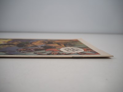 Lot 2 - MARVEL COMIC #335 (1979 - MARVEL UK) - Rare...