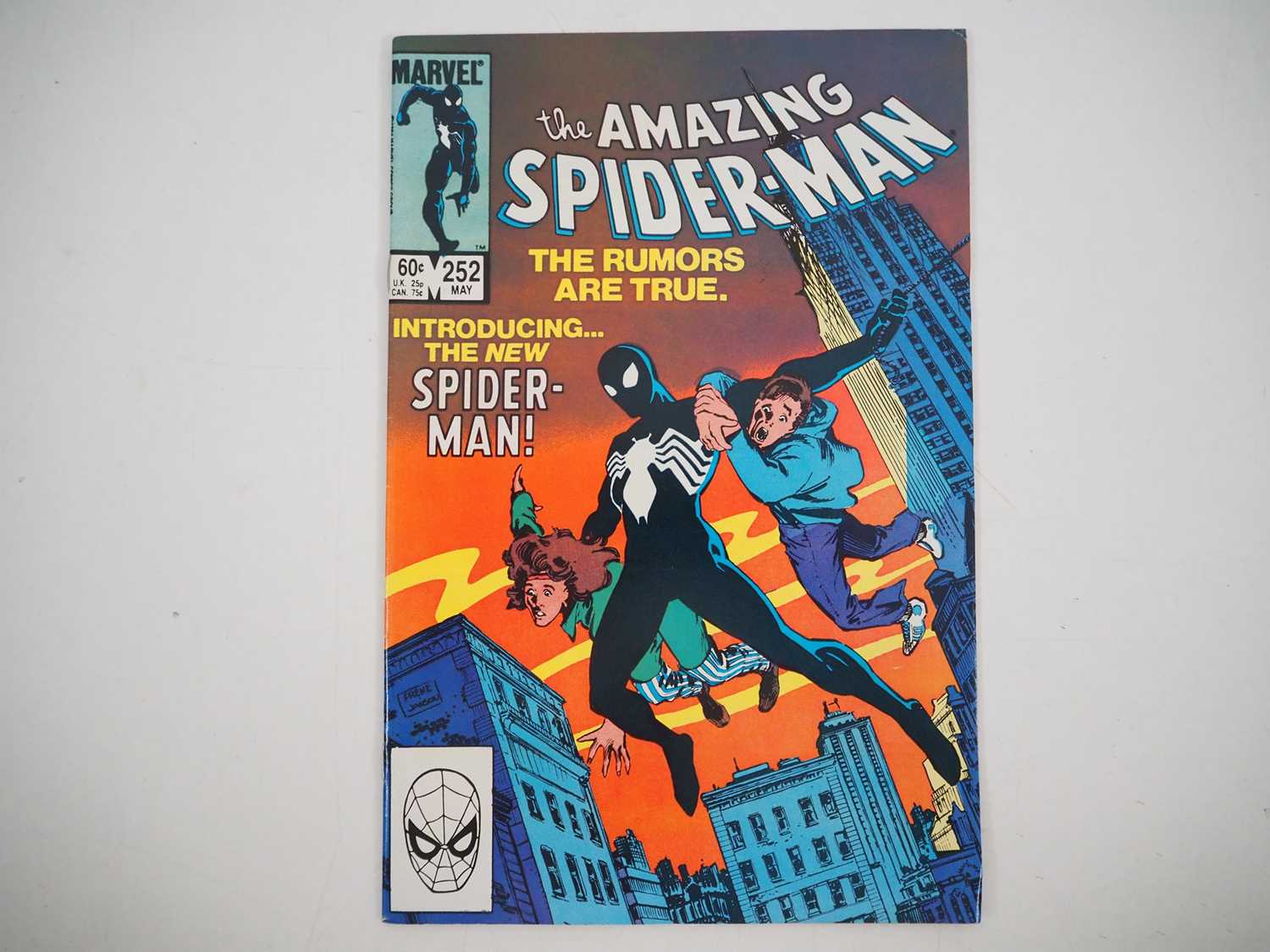 Lot 7 - AMAZING SPIDER-MAN #252 (1984 - MARVEL) - Ties...