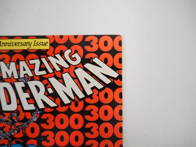 Lot 9 - AMAZING SPIDER-MAN #300 - (1988 - MARVEL) -...