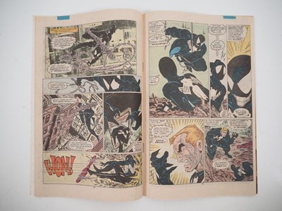 Lot 9 - AMAZING SPIDER-MAN #300 - (1988 - MARVEL) -...