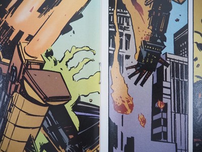 Lot 18 - EARTH X #12 (2000 - MARVEL) - The first...