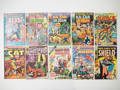 Lot 268 - MIXED MARVEL COMIC LOT (10 in Lot) - Includes...