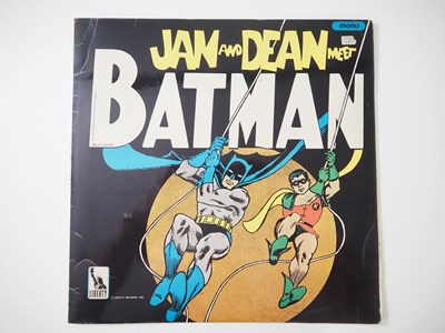 Lot 281 - JAN & DEAN MEET BATMAN ALBUM (1966 - LIBERTY...
