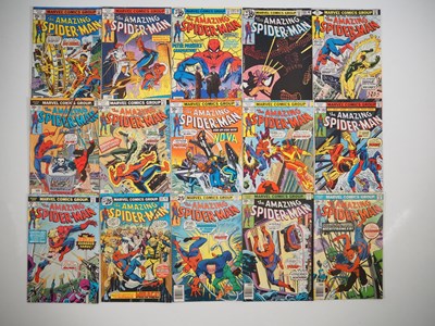 Lot 332 - AMAZING SPIDER-MAN #153, 156, 159-162, 168,...