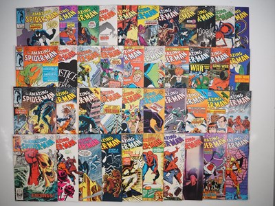 Lot 334 - AMAZING SPIDER-MAN #251, 253-256, 259, 260,...