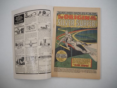 Lot 367 - SILVER SURFER #1 - (1968 - MARVEL) - Silver...