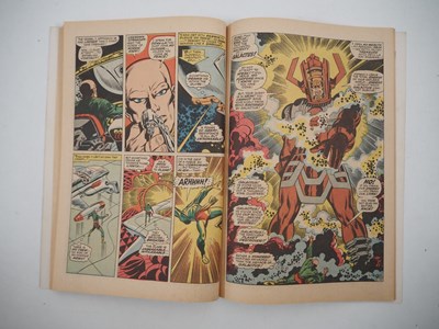 Lot 367 - SILVER SURFER #1 - (1968 - MARVEL) - Silver...