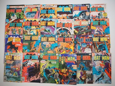 Lot 439 - BATMAN #309 to 332 (24 in Lot) - (1979/1981 -...