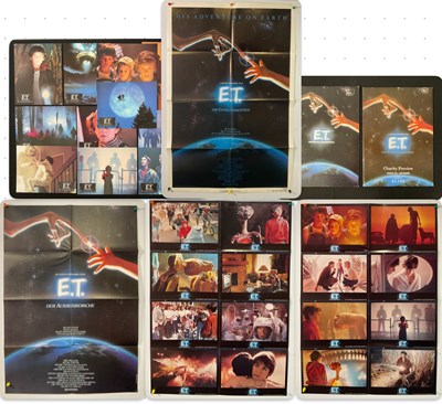 Lot 354 - E.T. THE EXTRA TERRESTRIAL (1982) US one sheet,...