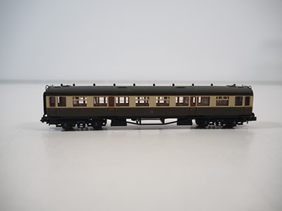 Lot 2 - A group of DAPOL N gauge passenger coaches and...