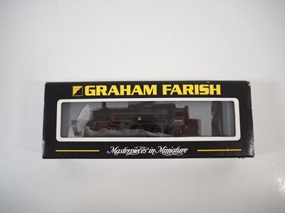 Lot 6 - A pair of GRAHAM FARISH N gauge steam tank...