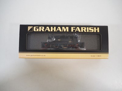 Lot 6 - A pair of GRAHAM FARISH N gauge steam tank...