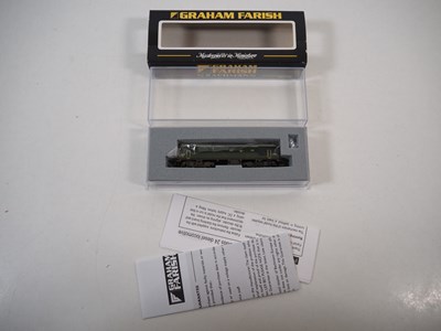 Lot 8 - A group of N gauge diesel locomotives...