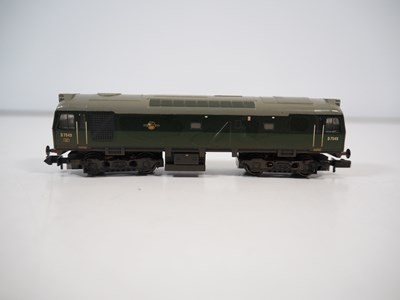 Lot 8 - A group of N gauge diesel locomotives...