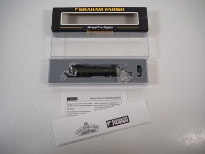 Lot 8 - A group of N gauge diesel locomotives...