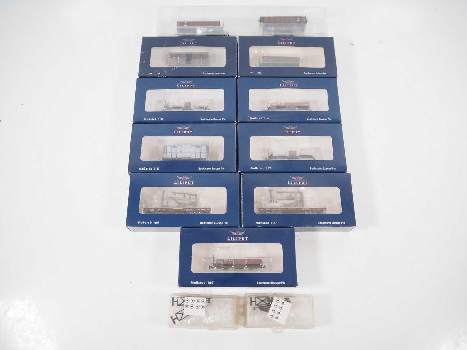 Lot 11 - A group of HOe gauge Austrian outline narrow...