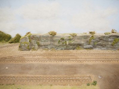 Lot 21 - A HOe / OO9 model railway layout of a yard /...