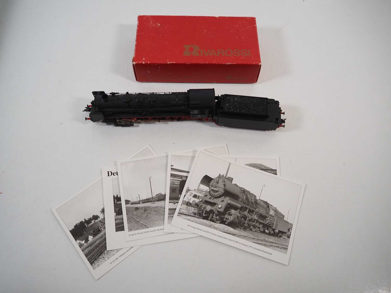 Lot 28 - A pair of HO gauge steam locomotives...