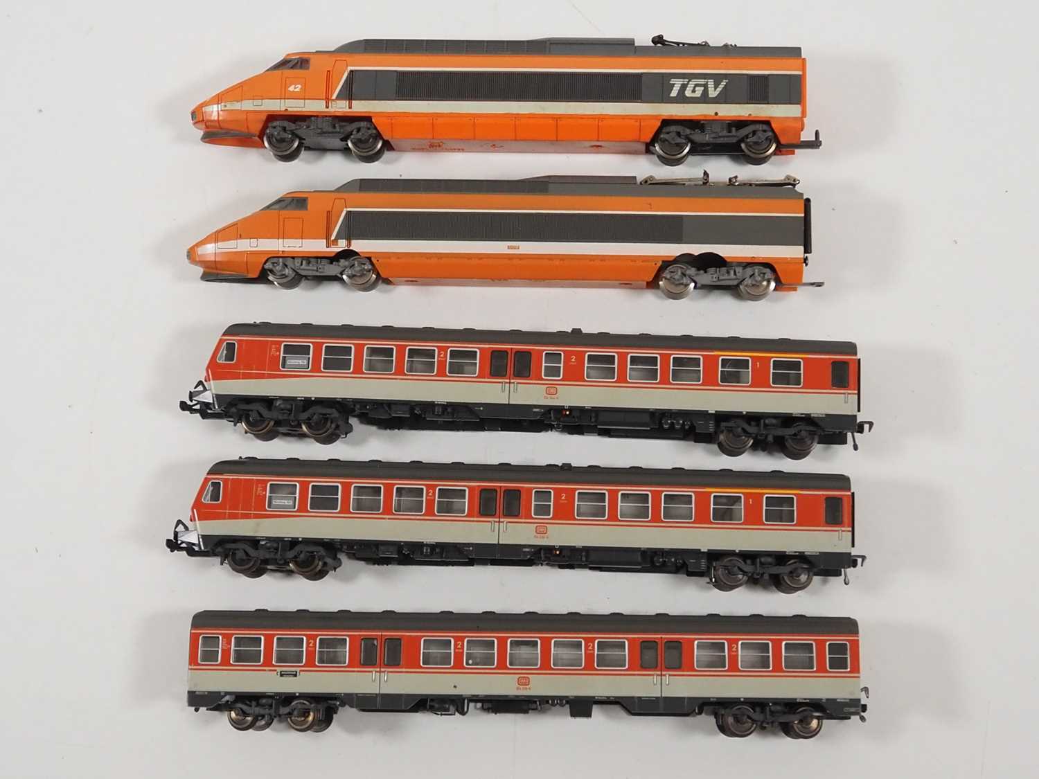 Lot 29 - A group of unboxed HO gauge rolling stock...