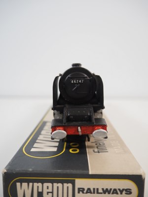 Lot 35 - A pair of WRENN OO gauge steam locomotives...