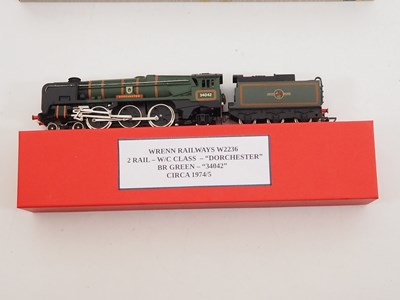 Lot 35 - A pair of WRENN OO gauge steam locomotives...