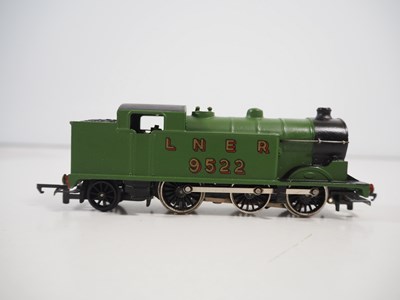 Lot 36 - A group of WRENN OO gauge steam tank...