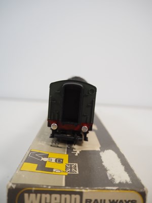 Lot 37 - A pair of WRENN OO gauge class A4 steam...