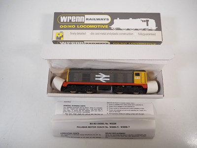 Lot 38 - A pair of WRENN OO gauge locomotives...