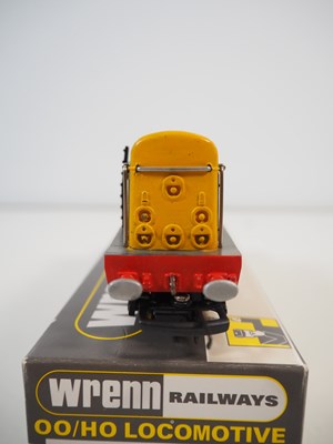 Lot 38 - A pair of WRENN OO gauge locomotives...