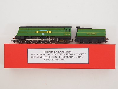 Lot 39 - A group of HORNBY OO gauge 1980s production...