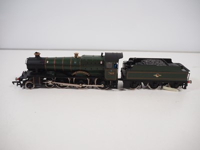Lot 41 - A group of OO gauge steam locomotives by...