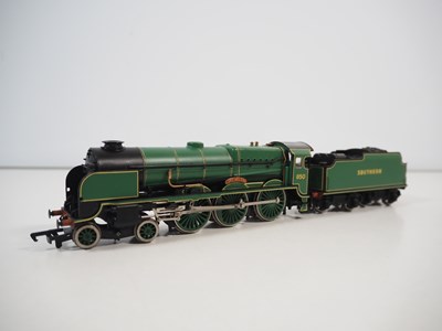 Lot 42 - A BACHMANN OO gauge 31-400 limited edition...
