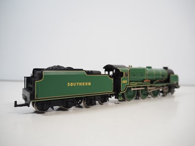 Lot 42 - A BACHMANN OO gauge 31-400 limited edition...