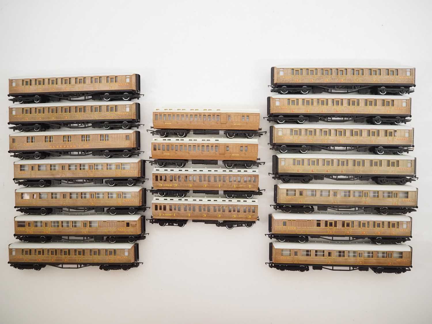 Lot 47 - A group of OO gauge HORNBY unboxed passenger...