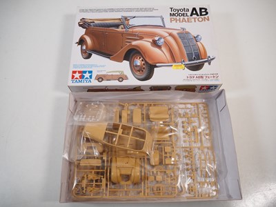 Lot 270 - A group of TAMIYA 1:35 scale unbuilt plastic...