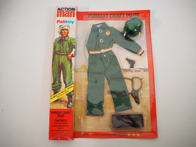 Lot 290 - An original vintage 1970s PALITOY action man...