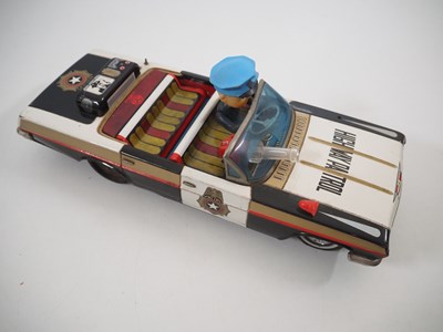 Lot 313 - A YANOMAN (Japan) vintage battery operated...