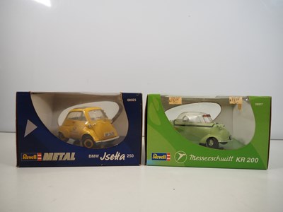 Lot 367 - A pair of REVELL 1:18 scale diecast bubble...