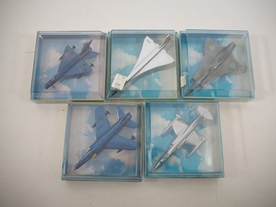 Lot 393 - A group of CORGI (LINTOYS) diecast military...