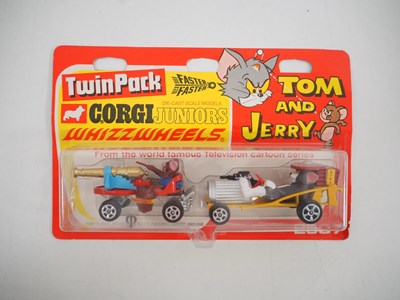 Lot 498 - A CORGI JUNIORS diecast twin pack, number 2507...