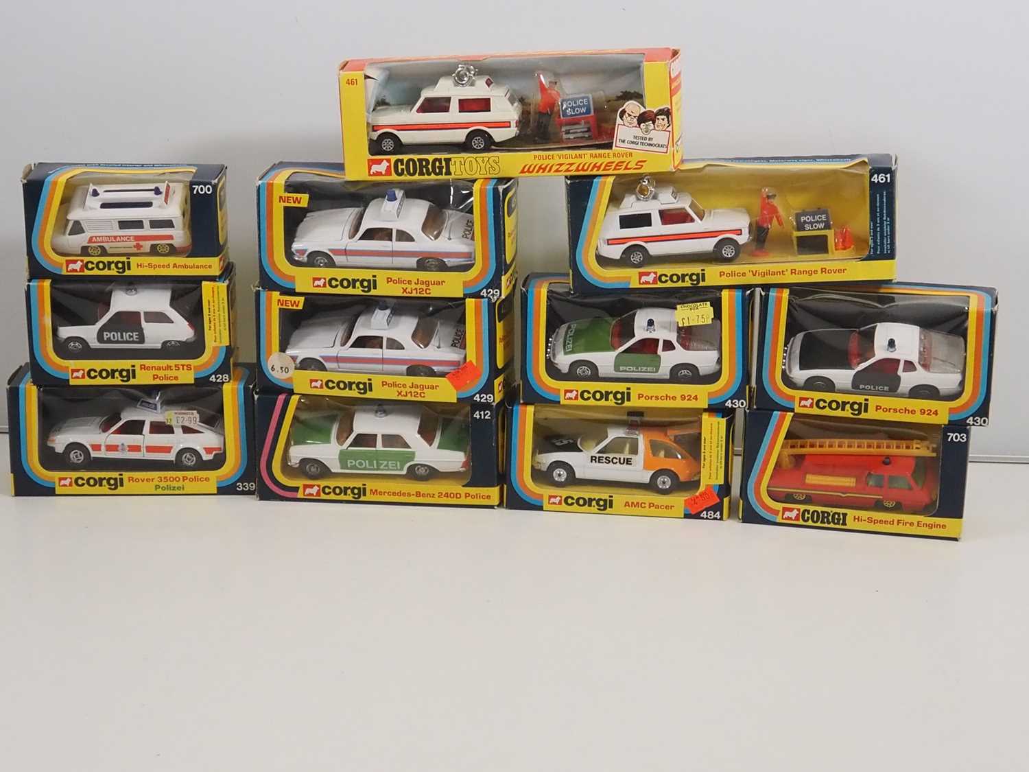 Lot 511 - A group of CORGI emergency service vehicles...