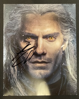 Lot 492 - HENRY CAVILL - signed photograph of the star...