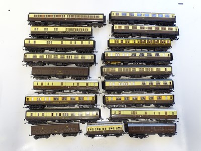 Lot 273 - A group of mostly kitbuilt coaches in various...