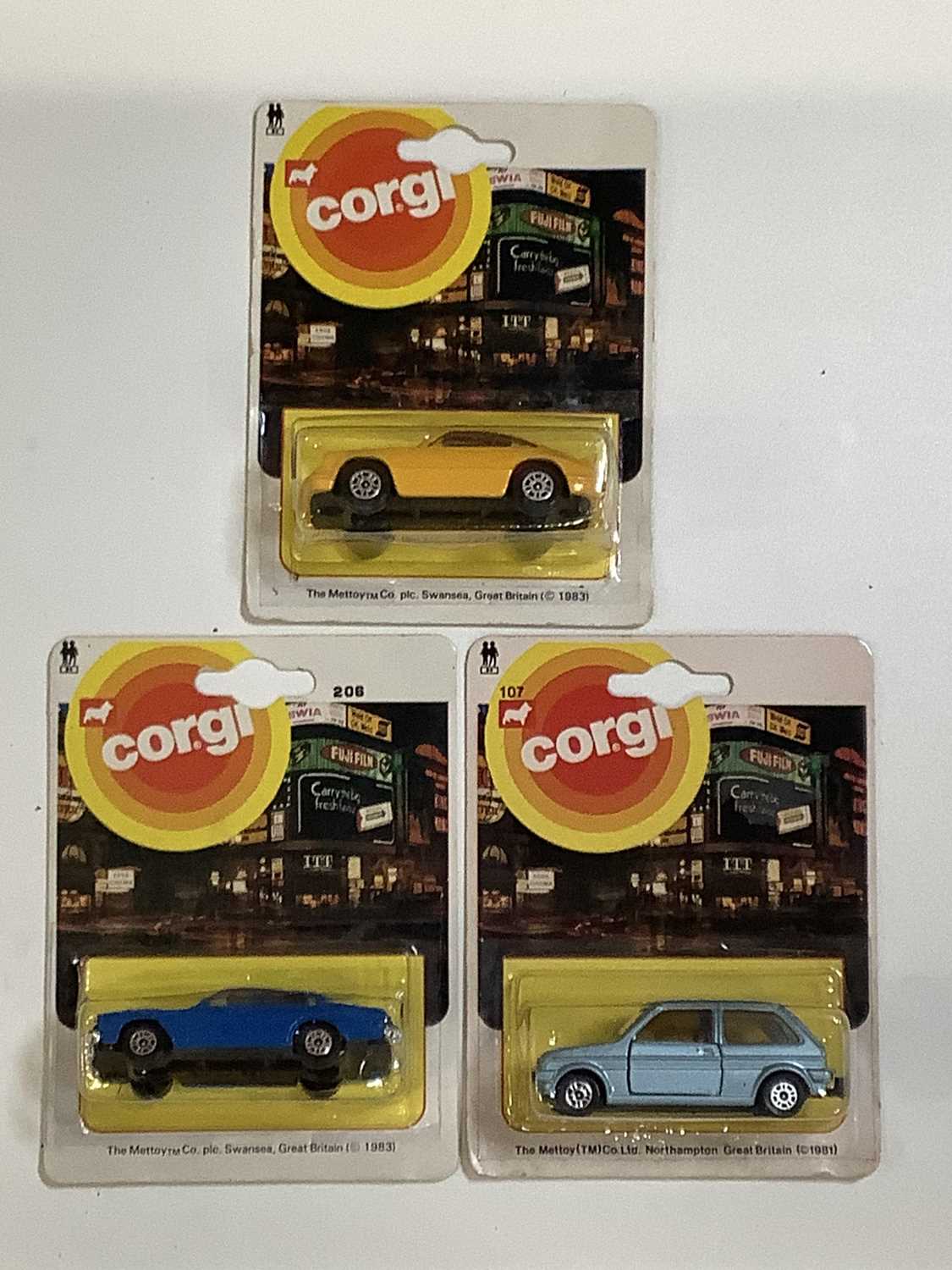 Lot 36 - Early 1980's CORGI Juniors on 'Piccadilly...