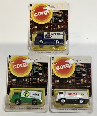 Lot 37 - Early 1980's CORGI Juniors on 'Piccadilly...