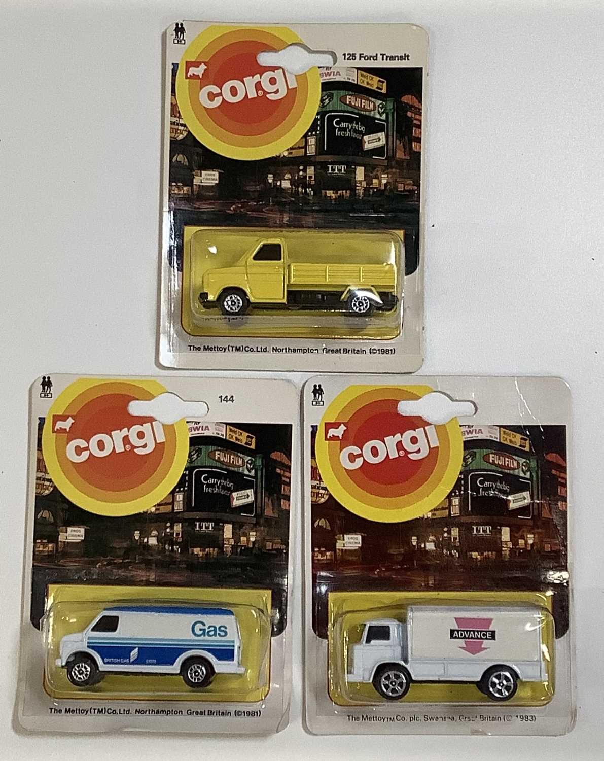 Lot 38 - Early 1980's CORGI Juniors on 'Piccadilly...