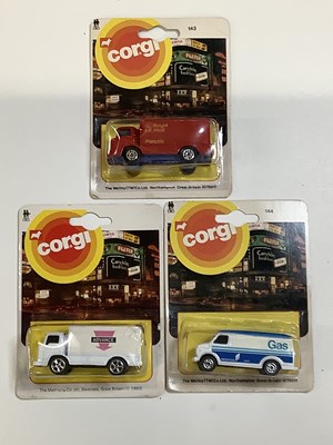 Lot 41 - Early 1980's CORGI Juniors on 'Piccadilly...